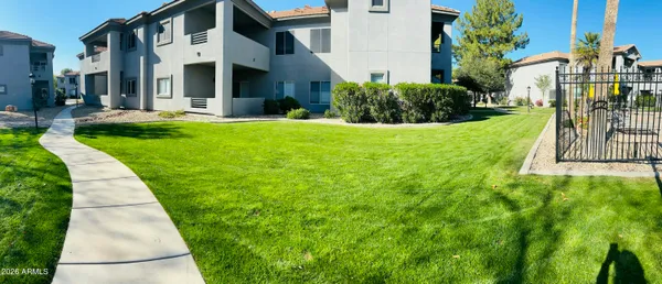 $329,000 | 7401 West Arrowhead Clubhouse Drive, Unit 2006, Glendale, AZ 85308