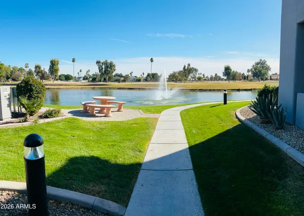 $329,000 | 7401 West Arrowhead Clubhouse Drive, Unit 2006, Glendale, AZ 85308
