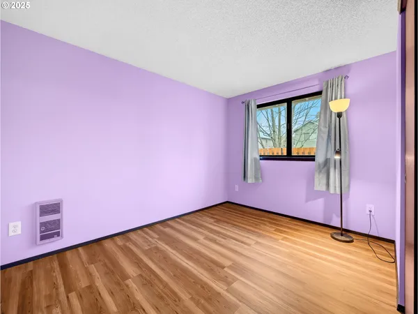 a view of empty room with window