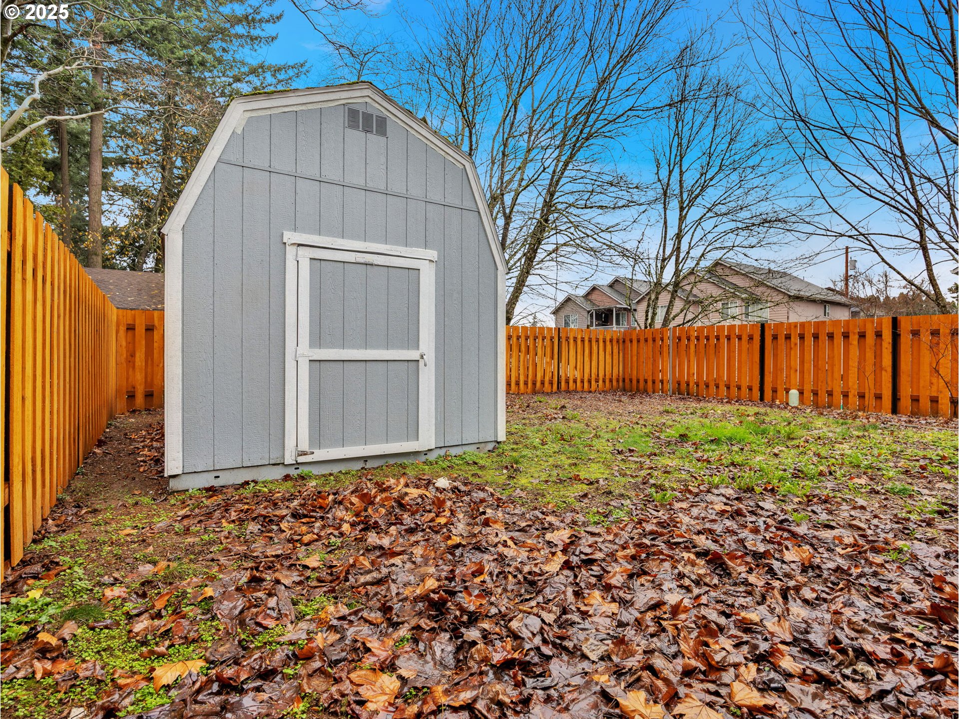 2807 Southeast 174th Avenue Portland, OR 97236 - Photo 44 of 48