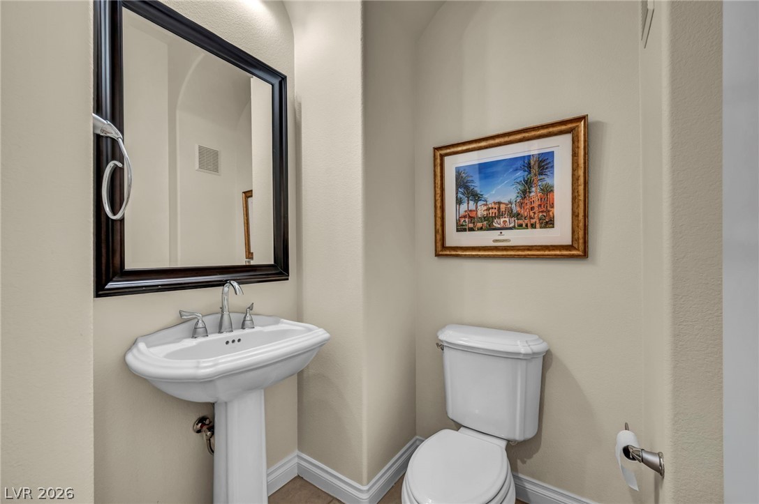 75 Luce Del Sole, Unit 3 Henderson, NV 89011 - Photo 38 of 81 Half Bathroom
