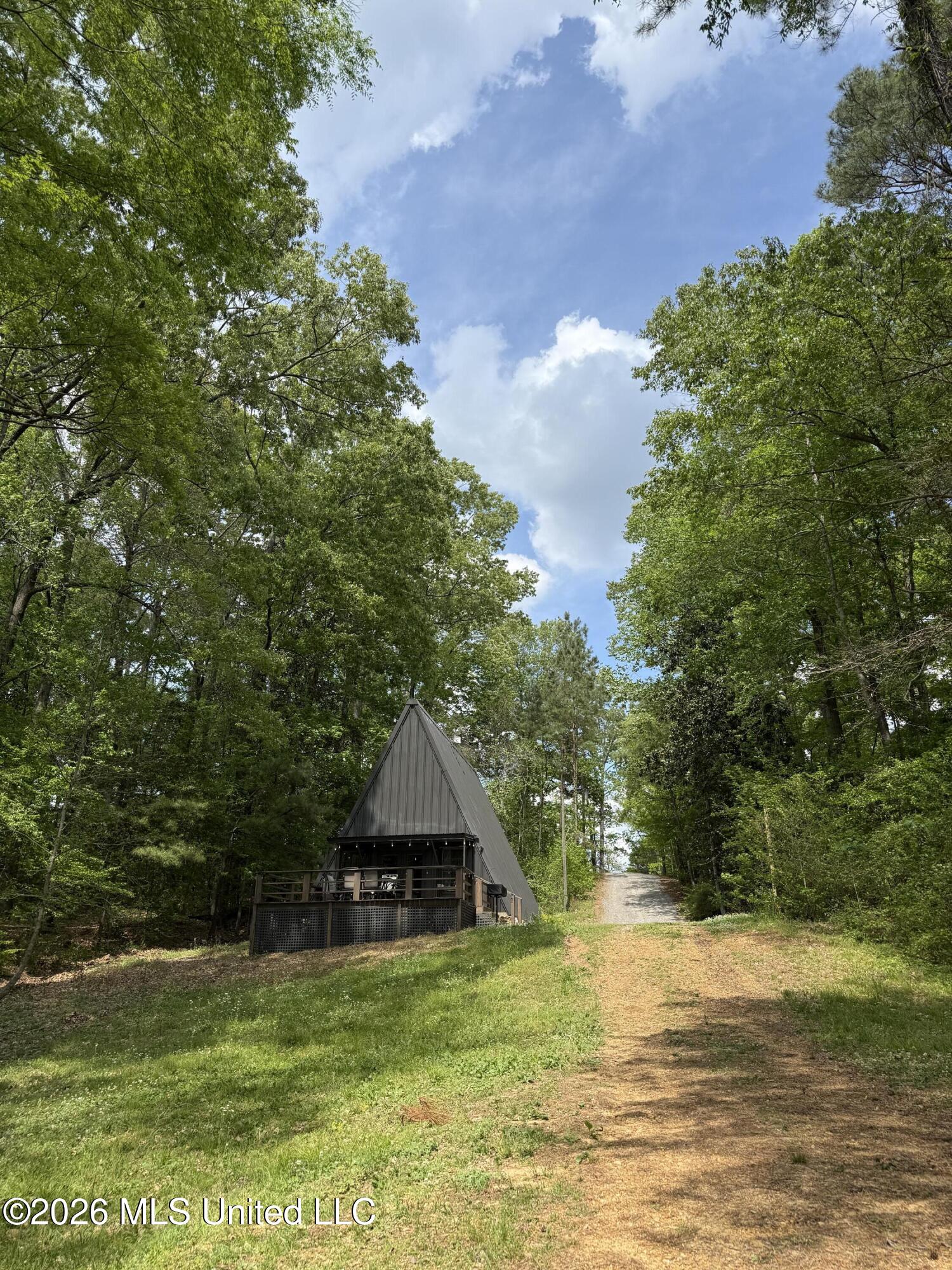 118 Turkey Creek Road Natchez, MS 39120 - Photo 5 of 19 IMG_1946