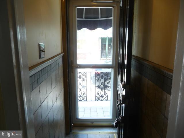 238 Tree Street Philadelphia, PA 19148 - Photo 4 of 25
