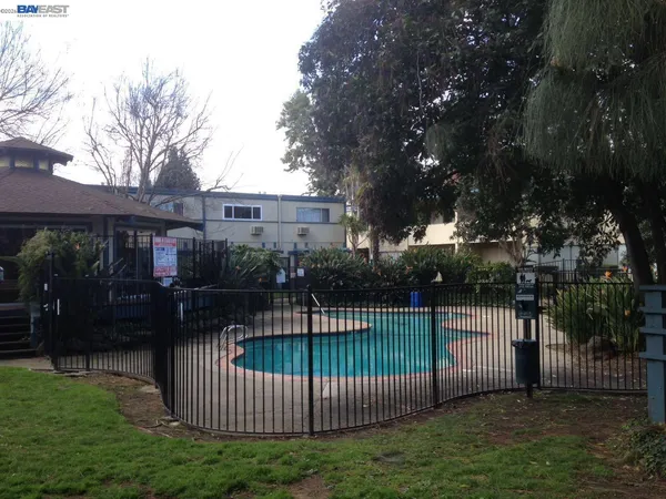 $1,748 | 1731 Ellis Street, Unit 54, Concord, CA 94520
