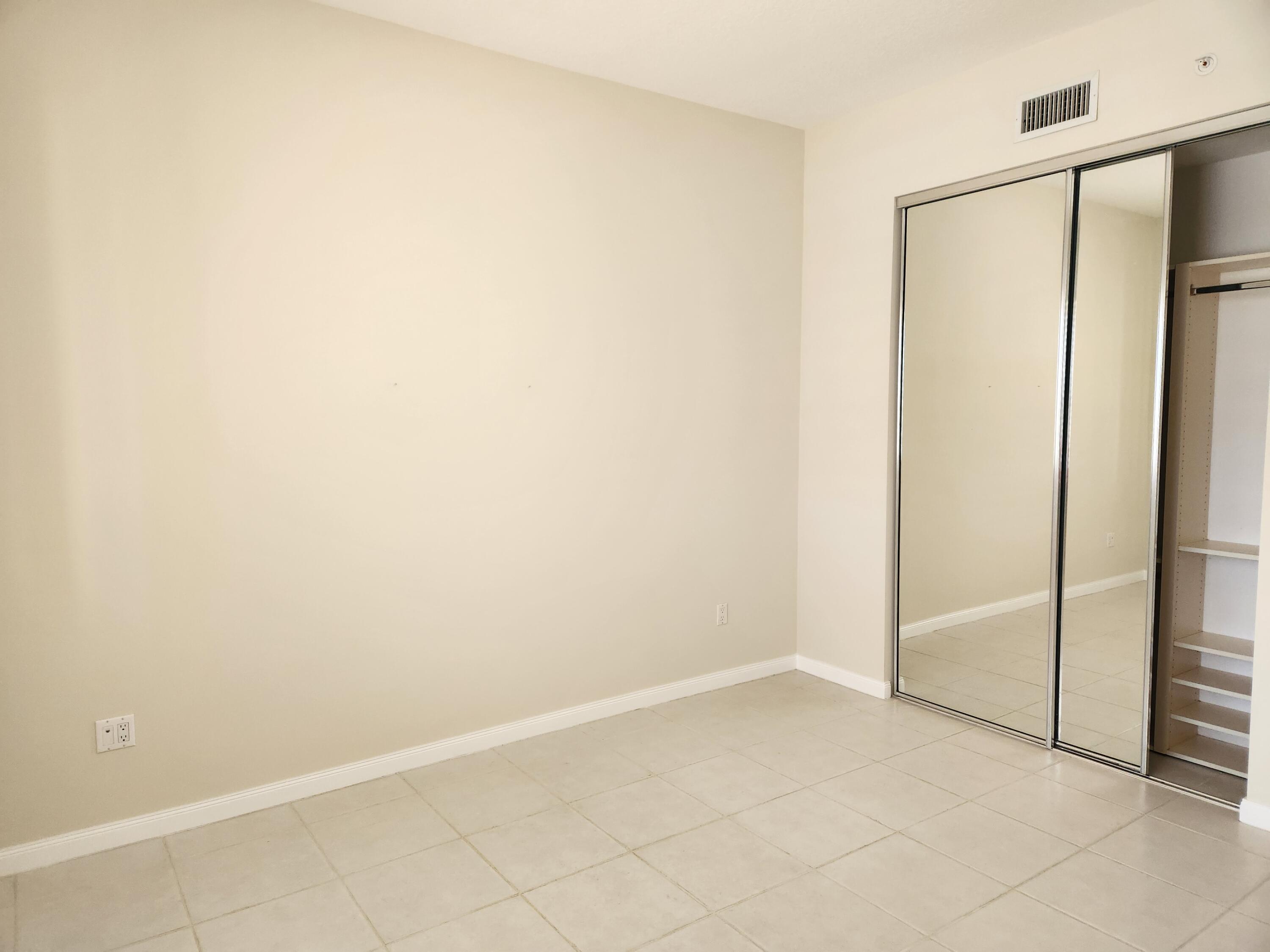 10 Harbour Isle Drive East, Unit 303 Fort Pierce, FL 34949 - Photo 16 of 31 a view of an empty room