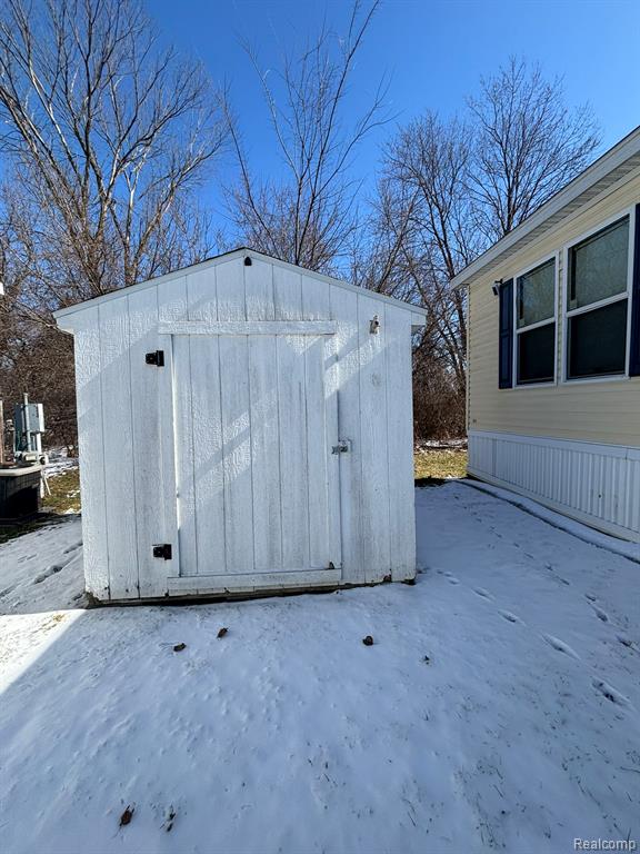3459 Pine Ridge Burton, MI 48519 - Photo 6 of 25