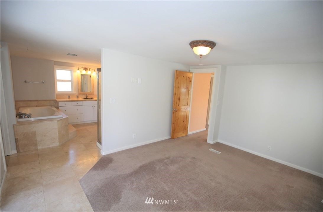8315 Shintaffer Road Blaine, WA 98230 - Photo 16 of 25 Gallery Image 16