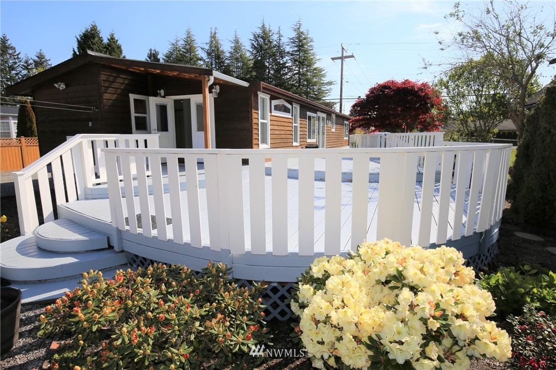 8315 Shintaffer Road Blaine, WA 98230 - Photo 4 of 25 Gallery Image 4