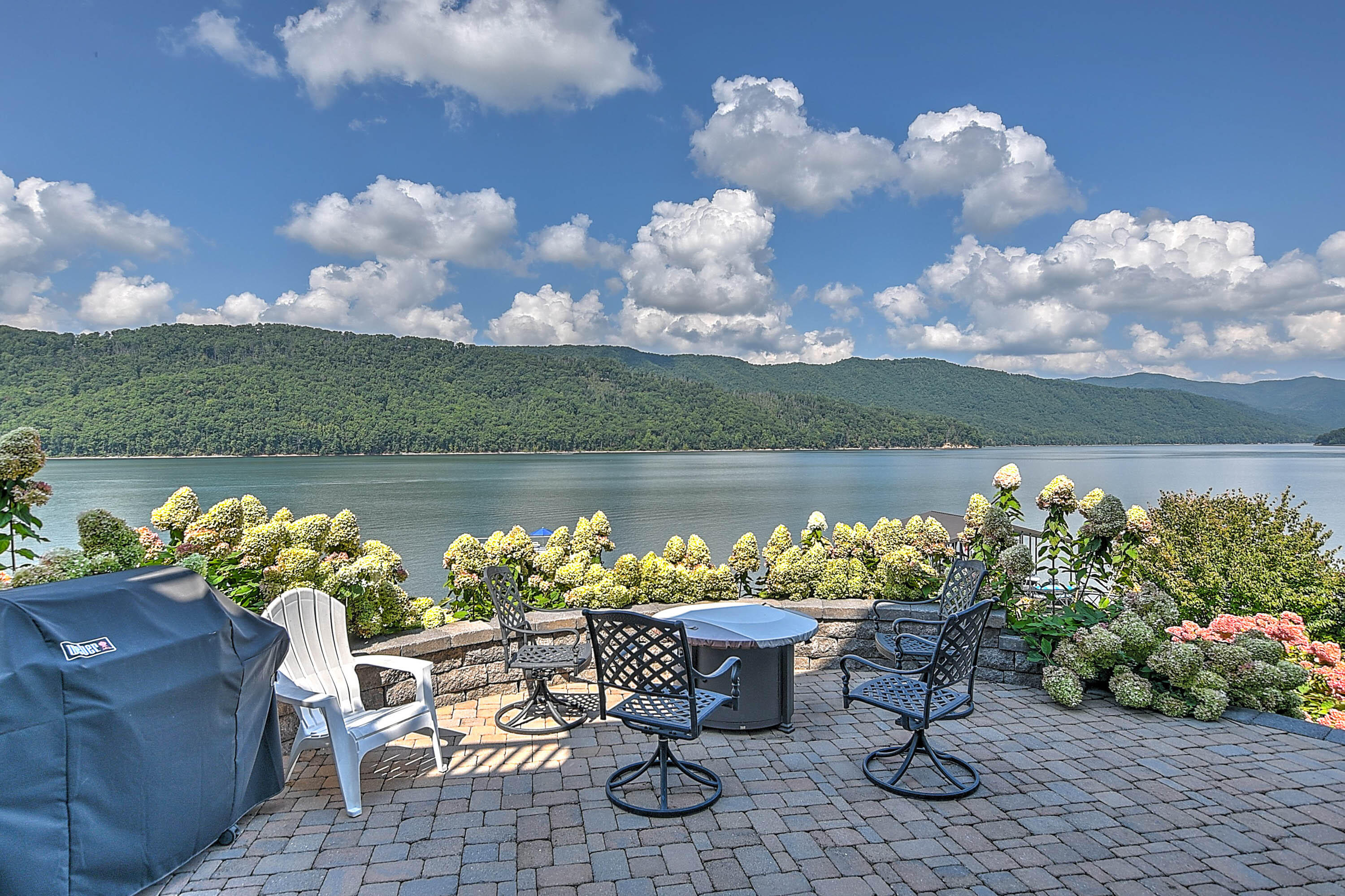576 Harbor Point Road Butler, TN 37640 - Photo 11 of 51 BACK PATIO VIEWS!