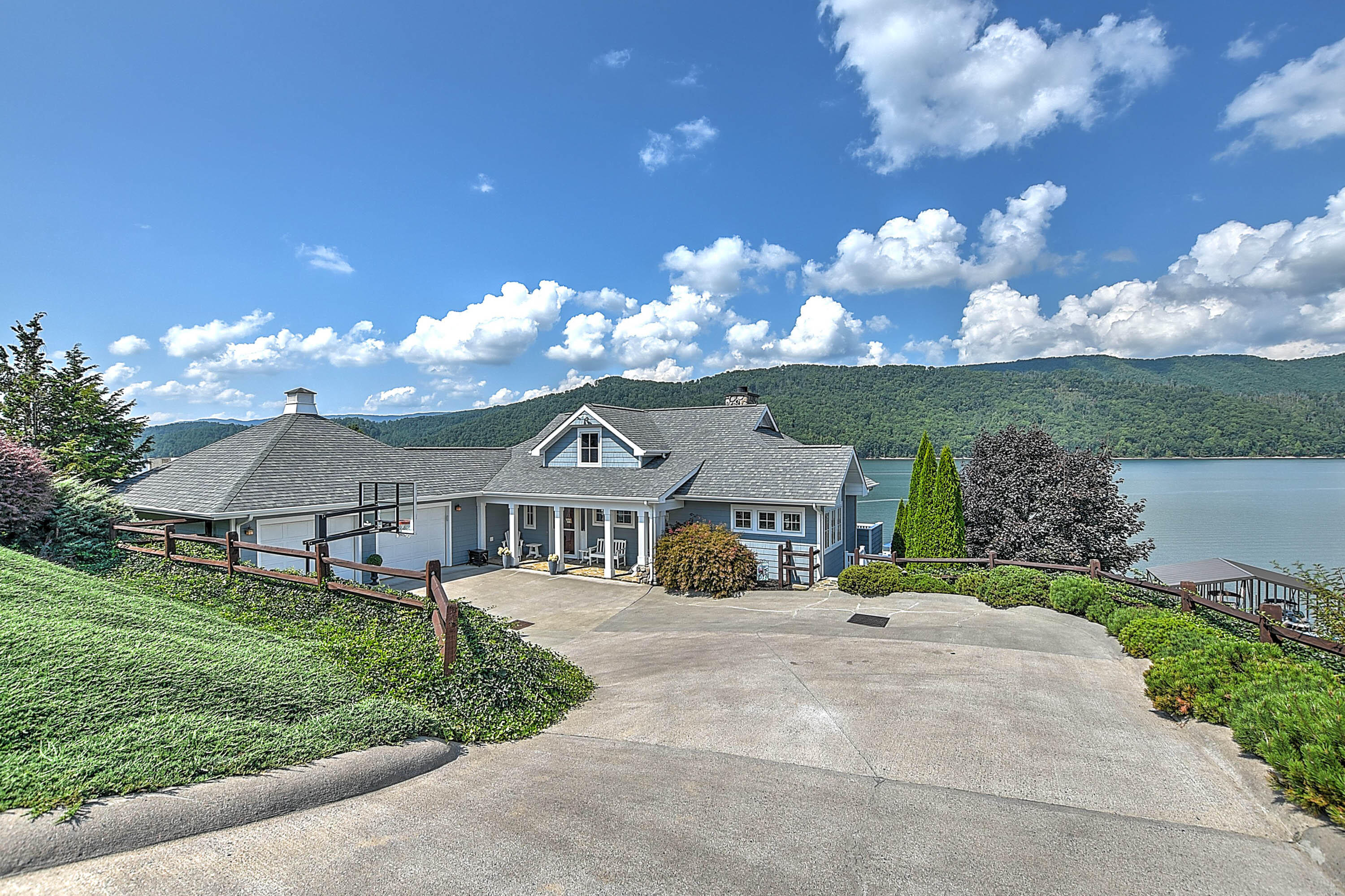 576 Harbor Point Road Butler, TN 37640 - Photo 43 of 51 CONCRETE DRIVEWAY