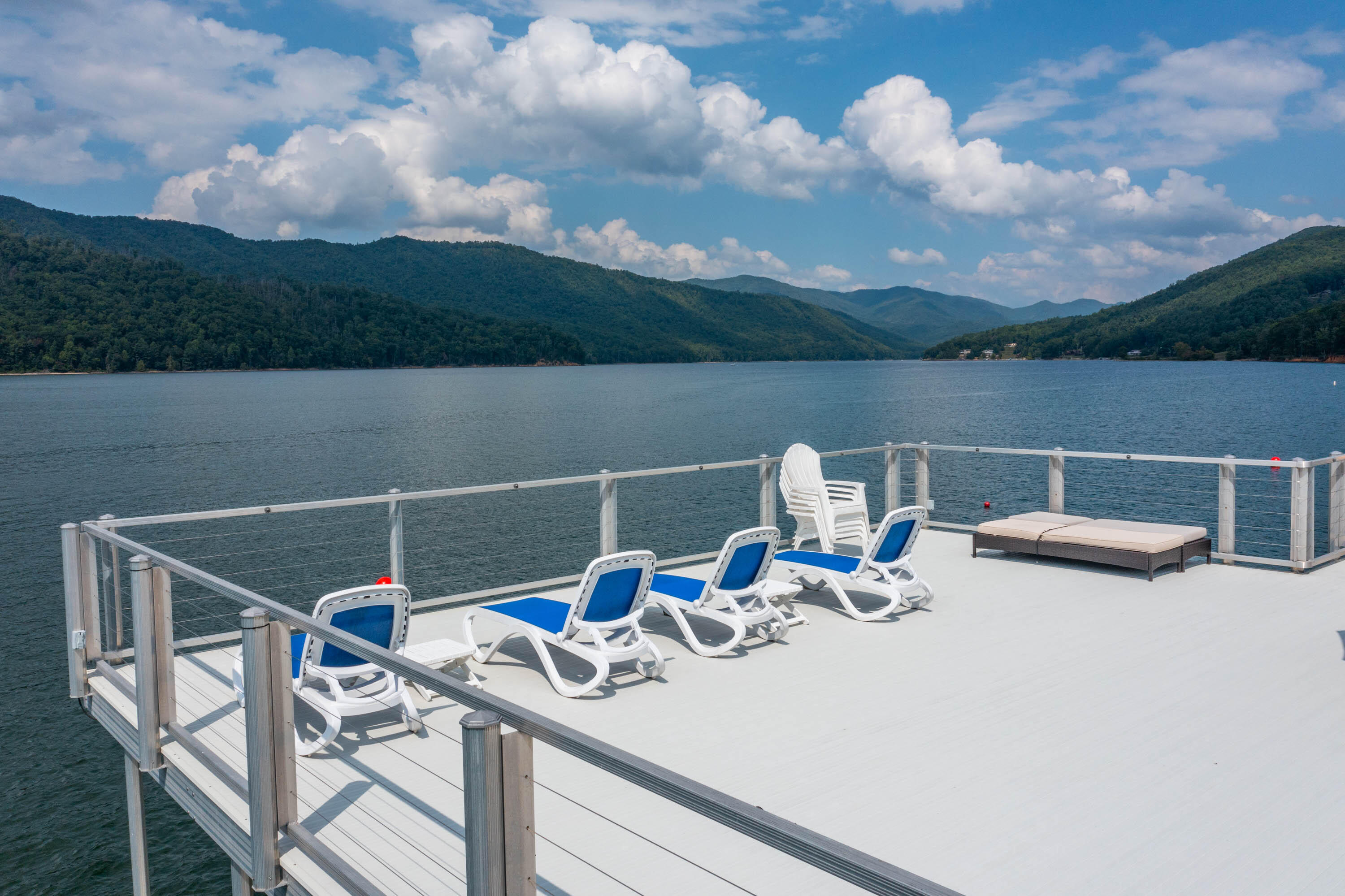 576 Harbor Point Road Butler, TN 37640 - Photo 46 of 51 SUNDECK VIEWS!
