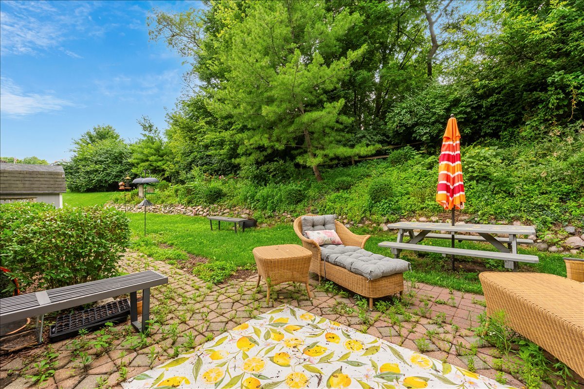 30 South Wulff Street Cary, IL 60013 - Photo 30 of 39 a garden view with a seating space