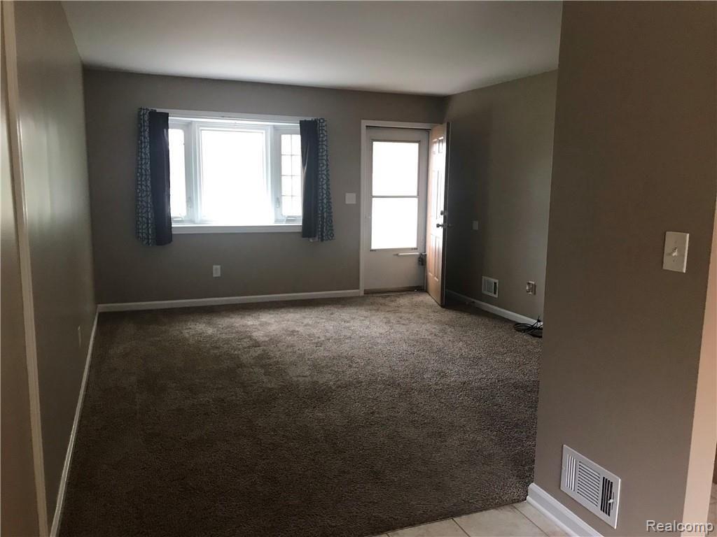 14796 East 10 Mile Road Warren, MI 48089 - Photo 4 of 18 Gallery Image 4