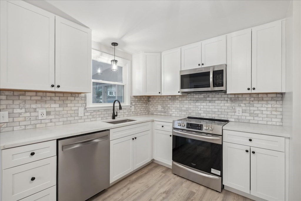 114 Grant Road Lynn, MA 01904 - Photo 12 of 39 Gallery Image 12