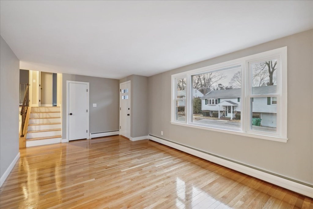 114 Grant Road Lynn, MA 01904 - Photo 6 of 39 Gallery Image 6