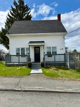 $147,000 | 141 12th Avenue, Madawaska, ME 04756