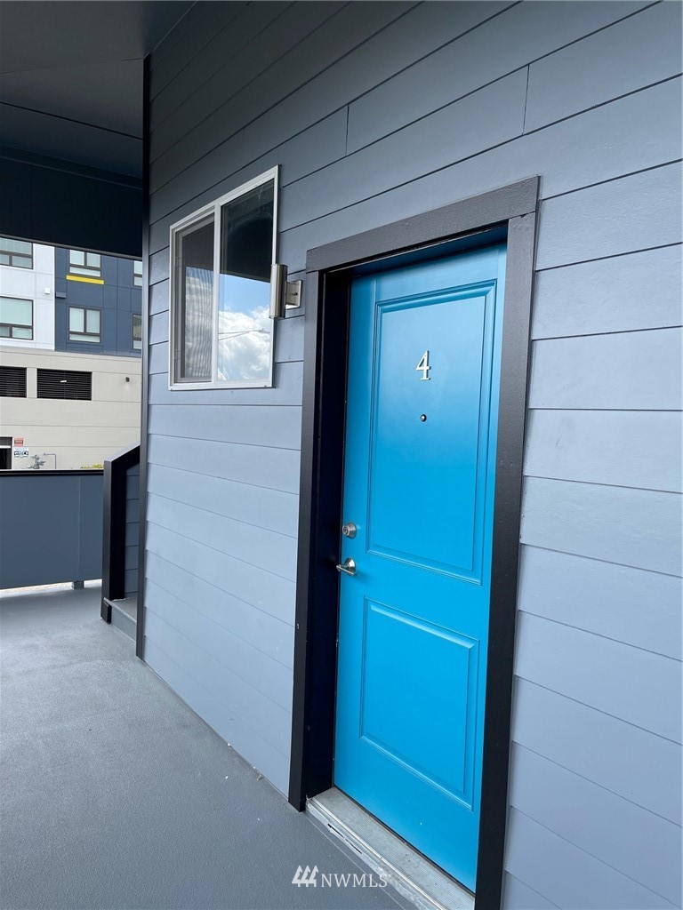 3130 Broadway, Unit 4 Everett, WA 98201 - Photo 4 of 15