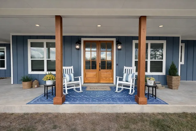 $950,000 | 1680 County Road 302, Rockdale, TX 76567