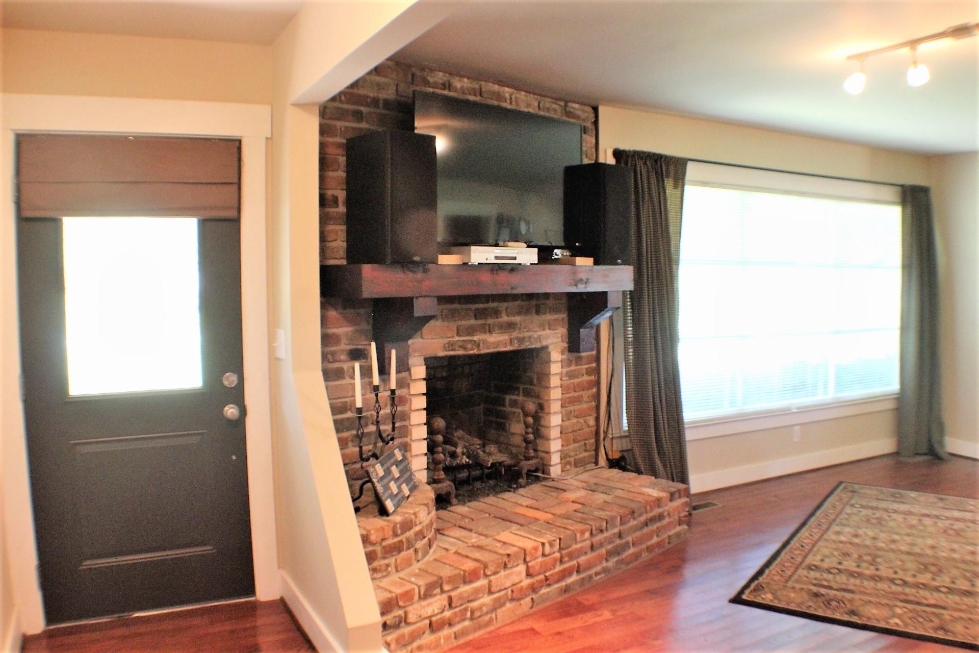 1675 Midway Road Smithville, TN 37166 - Photo 7 of 29 Gallery Image 7