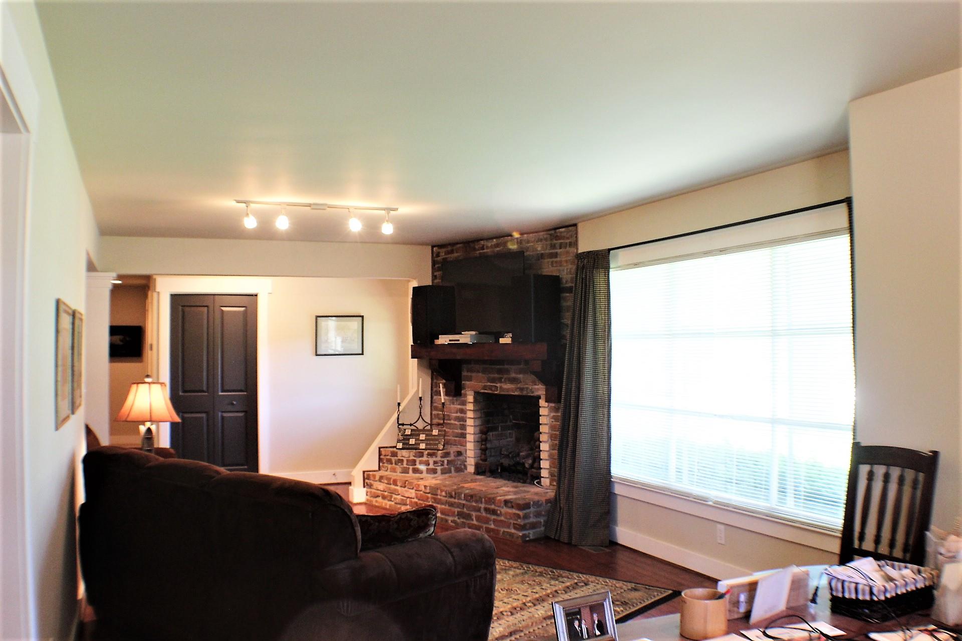 1675 Midway Road Smithville, TN 37166 - Photo 9 of 29 Gallery Image 9