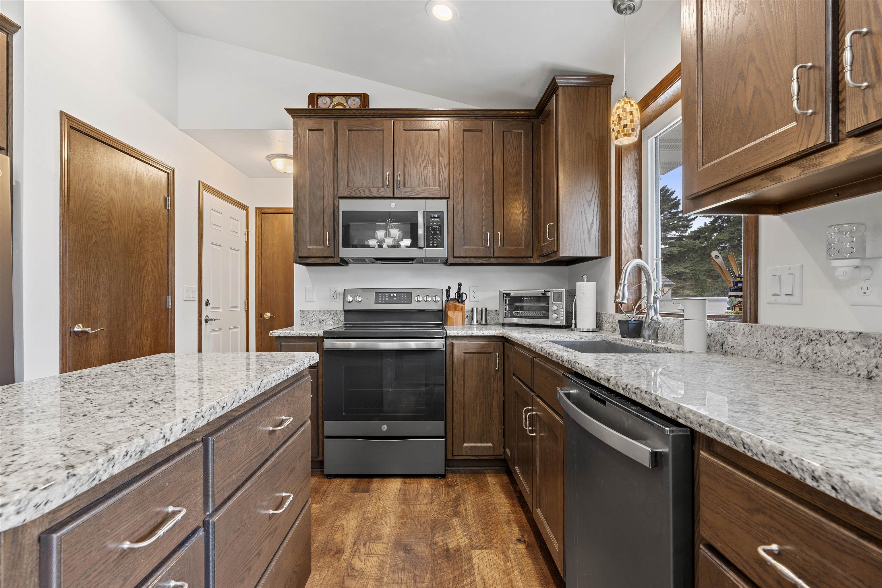 1305 Center Street Kewaunee, WI 54216 - Photo 12 of 53