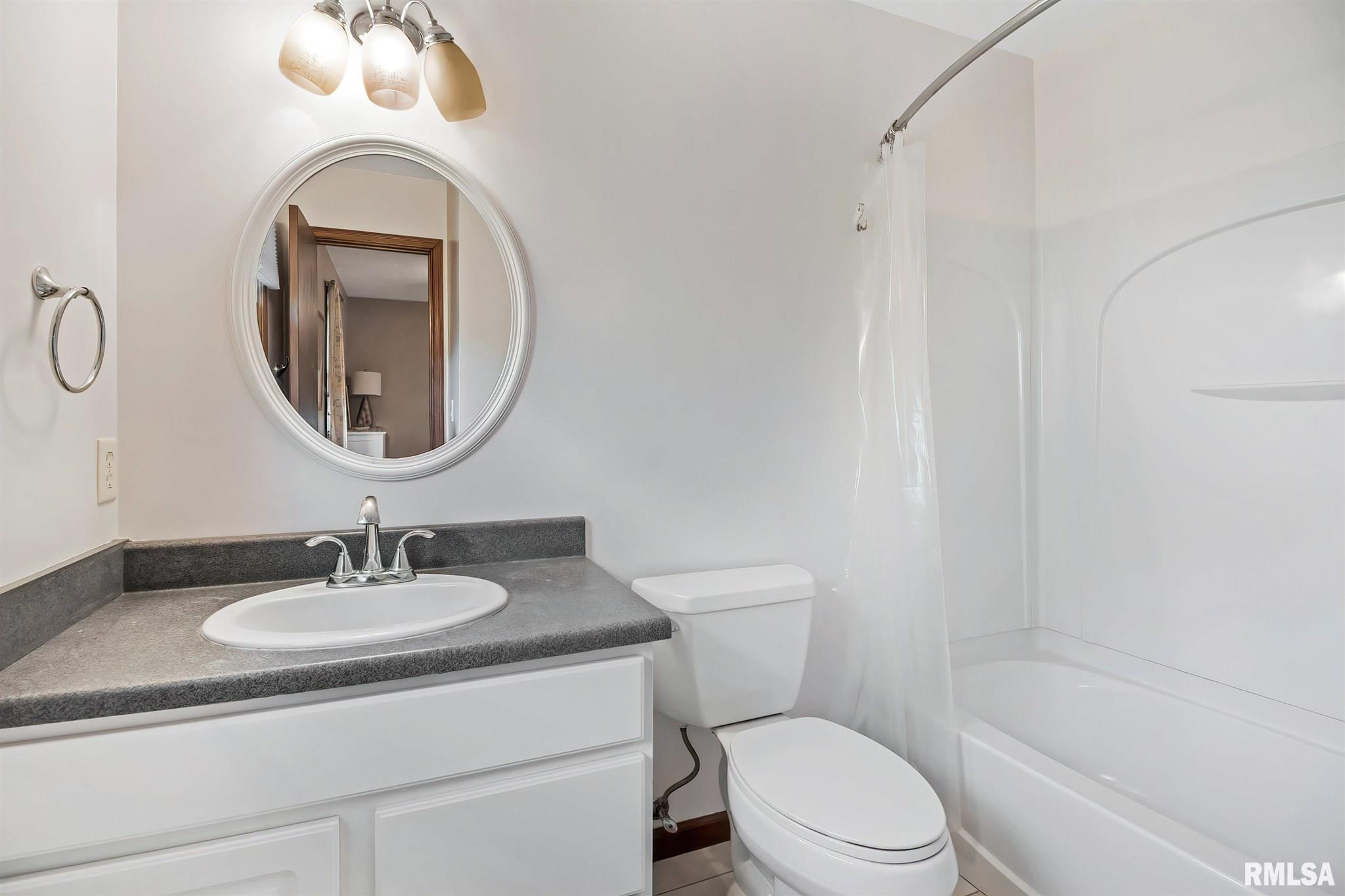 6 Oak Grove Road Geneseo, IL 61254 - Photo 25 of 44 Gallery Image 25