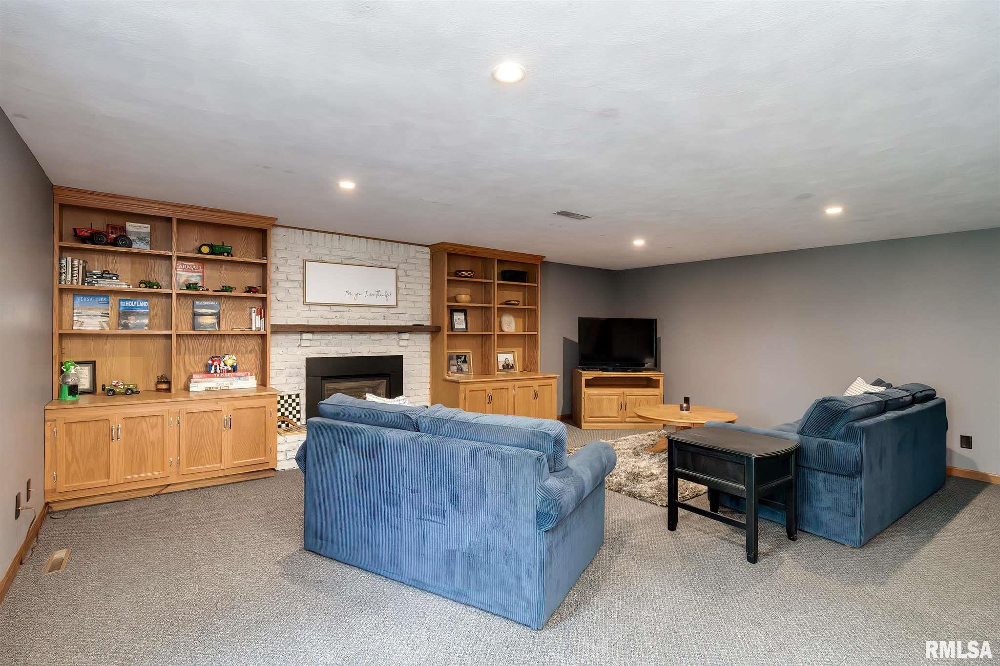 6 Oak Grove Road Geneseo, IL 61254 - Photo 32 of 44 Gallery Image 32