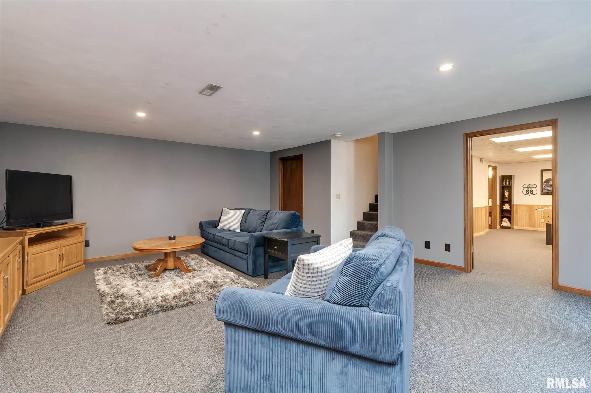 6 Oak Grove Road Geneseo, IL 61254 - Photo 33 of 44 Gallery Image 33
