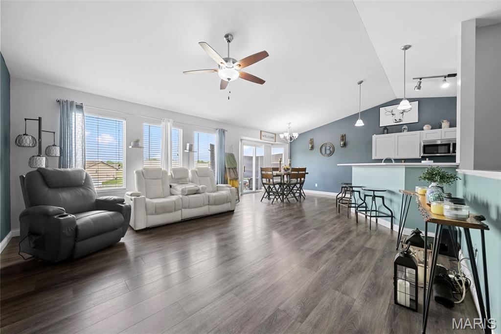 319 Falcons Way Wright City, MO 63390 - Photo 11 of 42