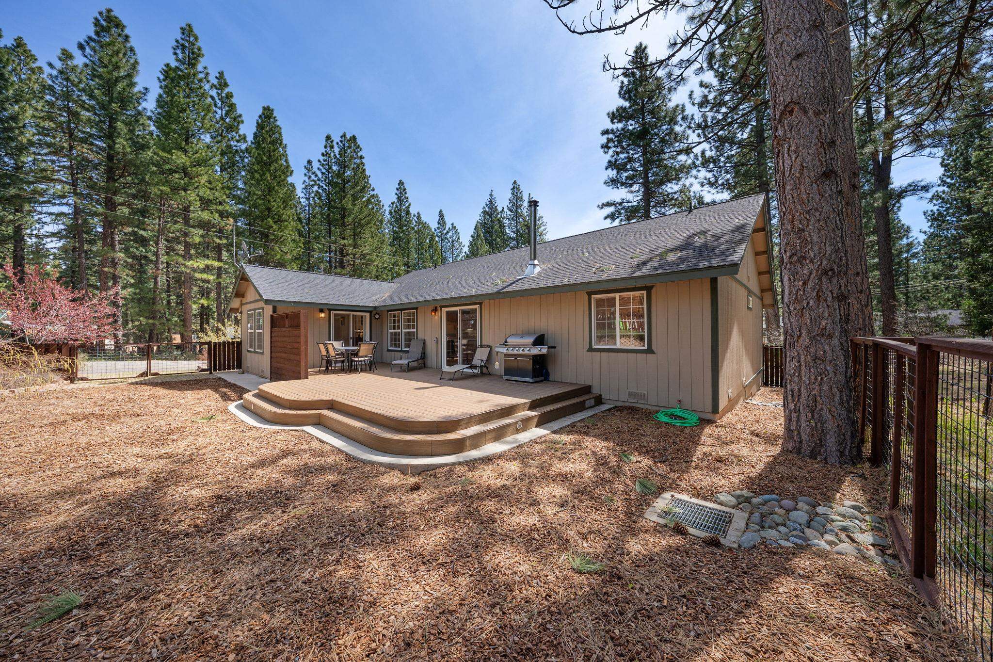 301 Mountain View Drive Calpine, CA 96124 - Photo 5 of 21