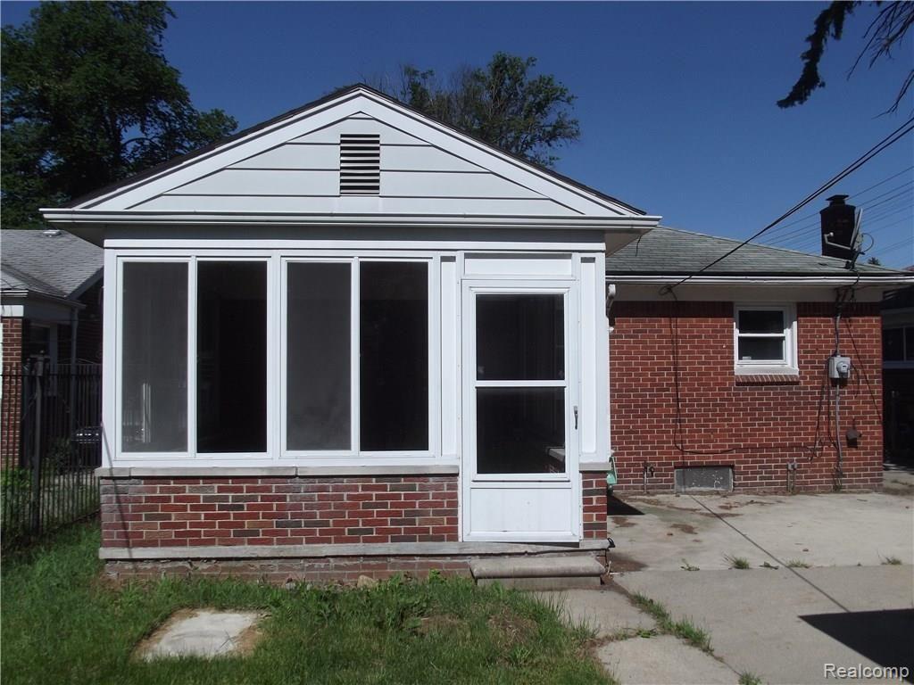 19960 Trinity Street Detroit, MI 48219 - Photo 2 of 15 DSCF0502.JPG