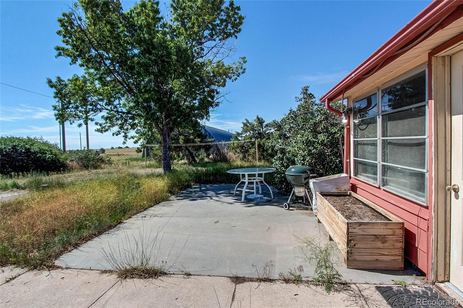 5049 Yulle Road Bennett, CO 80102 - Photo 12 of 40