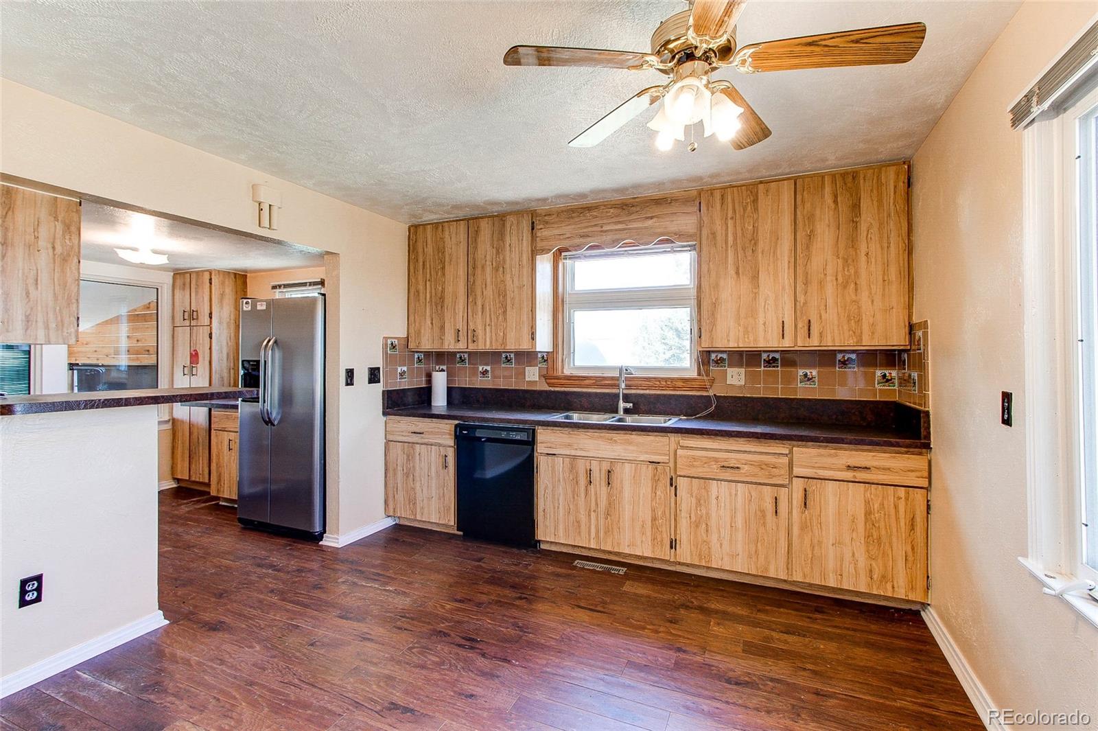 5049 Yulle Road Bennett, CO 80102 - Photo 19 of 40