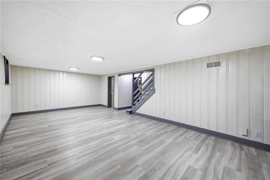 11008 Grandview Road Kansas City, MO 64137 - Photo 43 of 52
