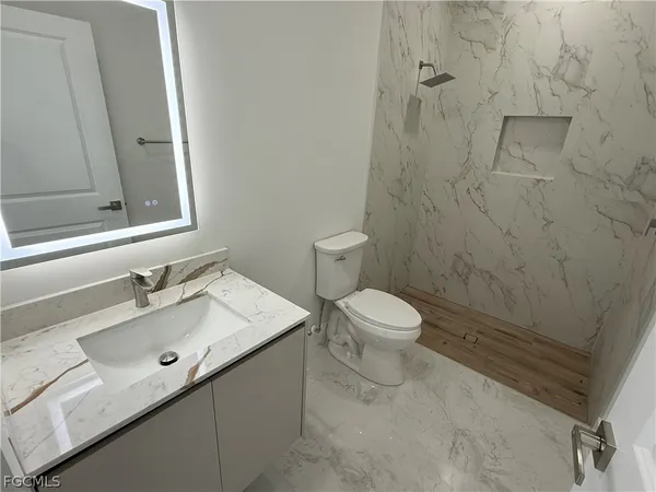 $2,150 | 1409 Northwest 21st Court, Cape Coral, FL 33993