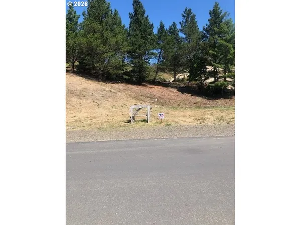 $259,000 | 433 Meadows Drive, Unit 72, Nehalem, OR 97131