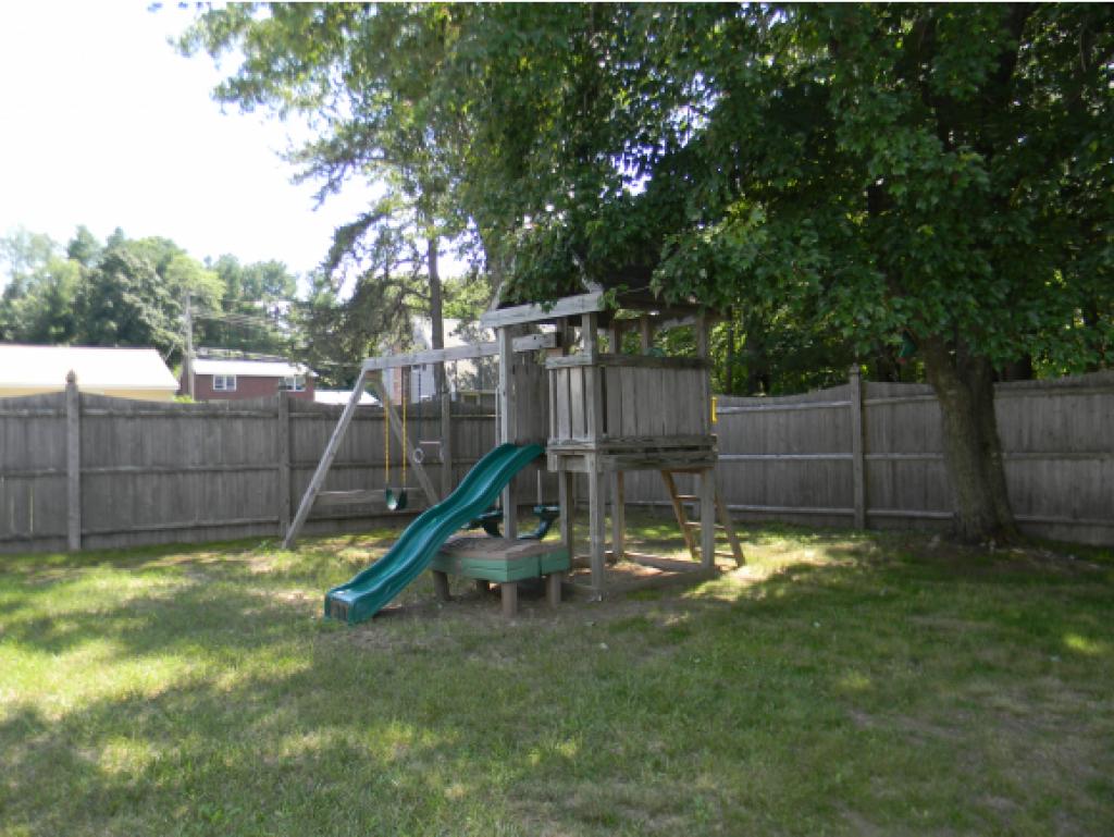 211 East Dunstable Road Nashua, NH 03062 - Photo 25 of 30