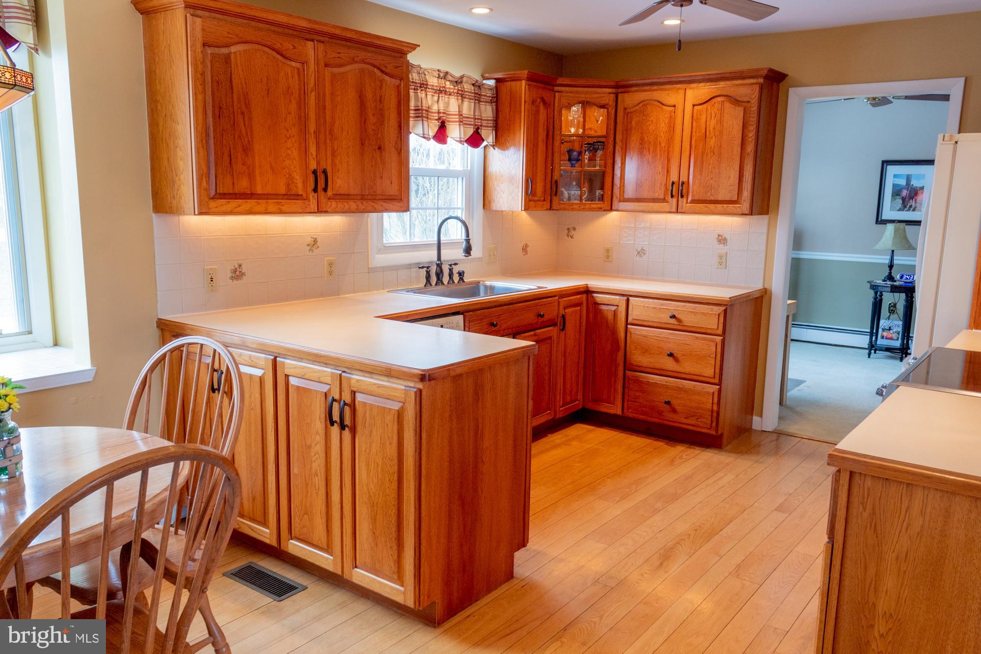 114 Locust Knoll Road Downingtown, PA 19335 - Photo 14 of 55 Gallery Image 14