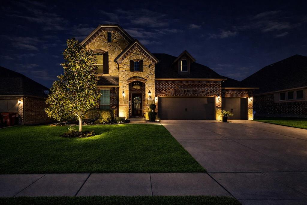 Immaculate home. 2 primary bedrooms, Pool, media, game and in vibrant Van Alstyne TX