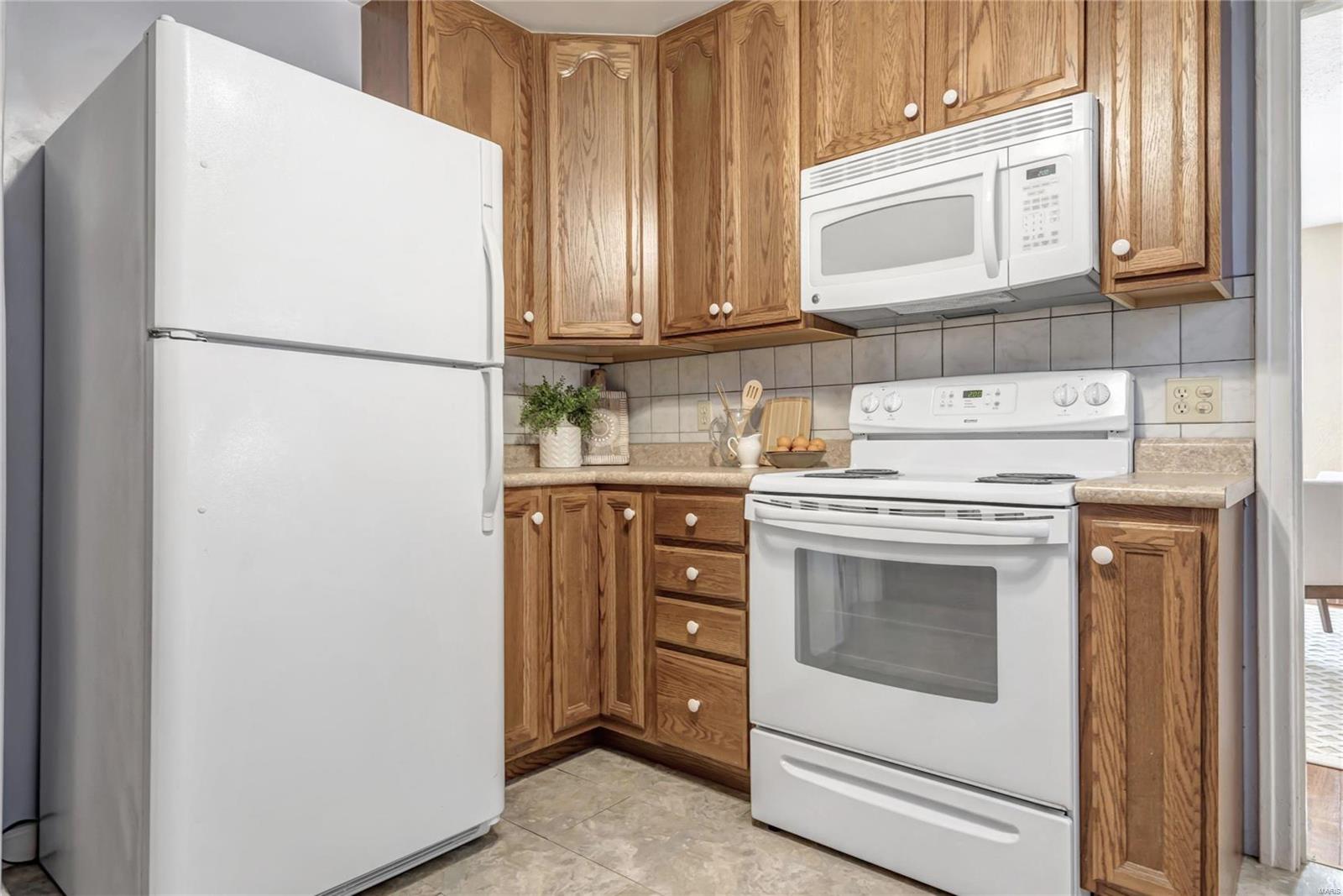 8909 Litzsinger Road Brentwood, MO 63144 - Photo 19 of 39 Gallery Image 19