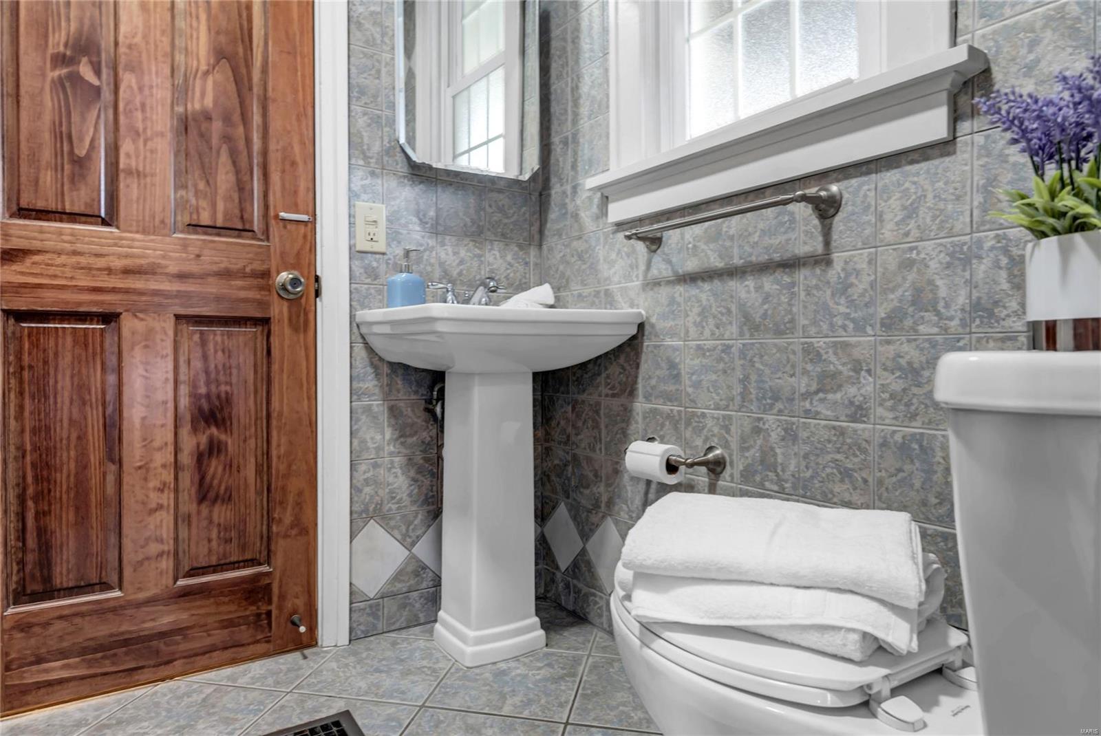 8909 Litzsinger Road Brentwood, MO 63144 - Photo 25 of 39 Gallery Image 25