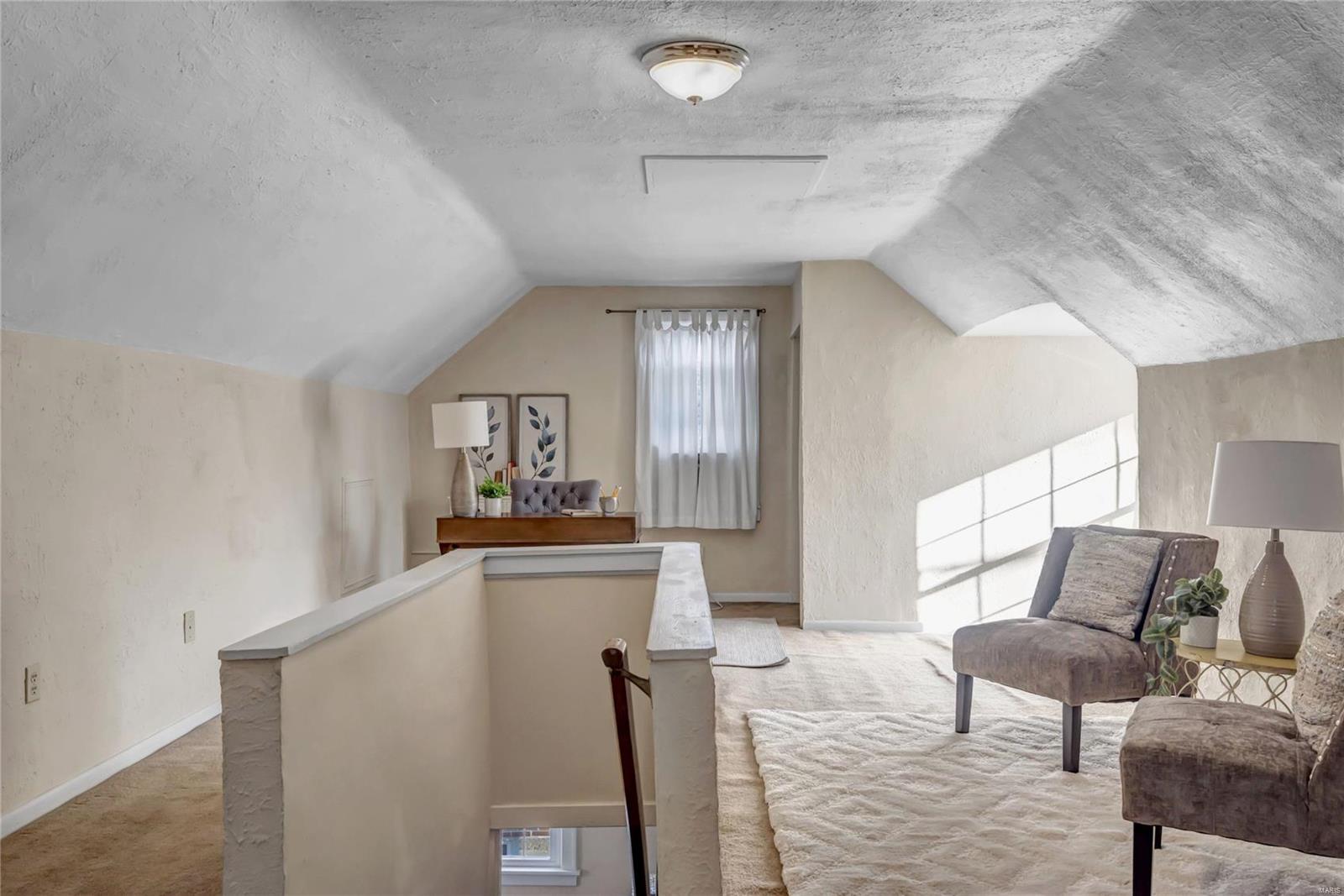 8909 Litzsinger Road Brentwood, MO 63144 - Photo 27 of 39 Gallery Image 27