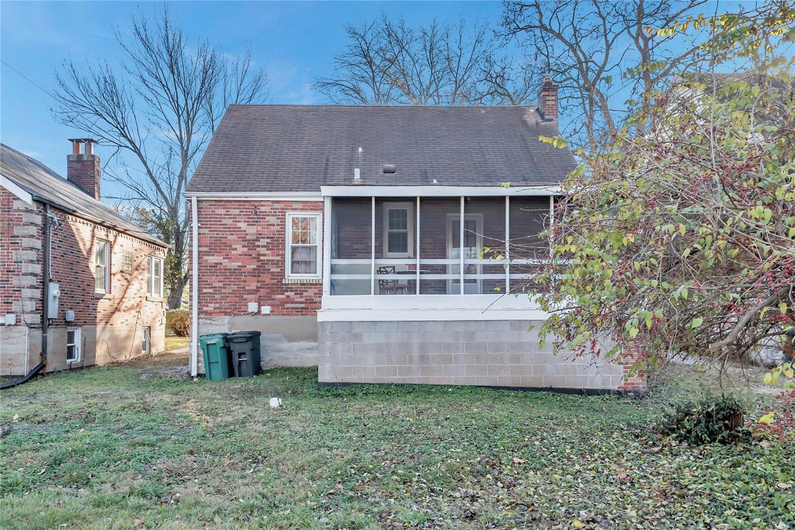 8909 Litzsinger Road Brentwood, MO 63144 - Photo 33 of 39 Gallery Image 33