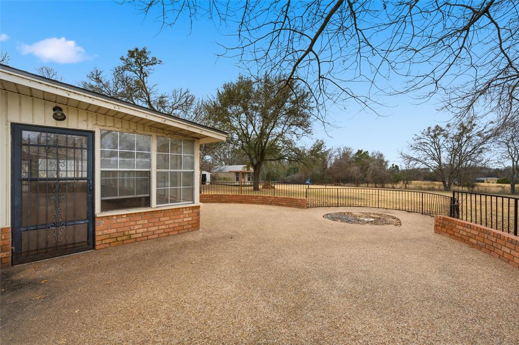 7483 Gholson Road Waco, TX 76705 - Photo 29 of 34