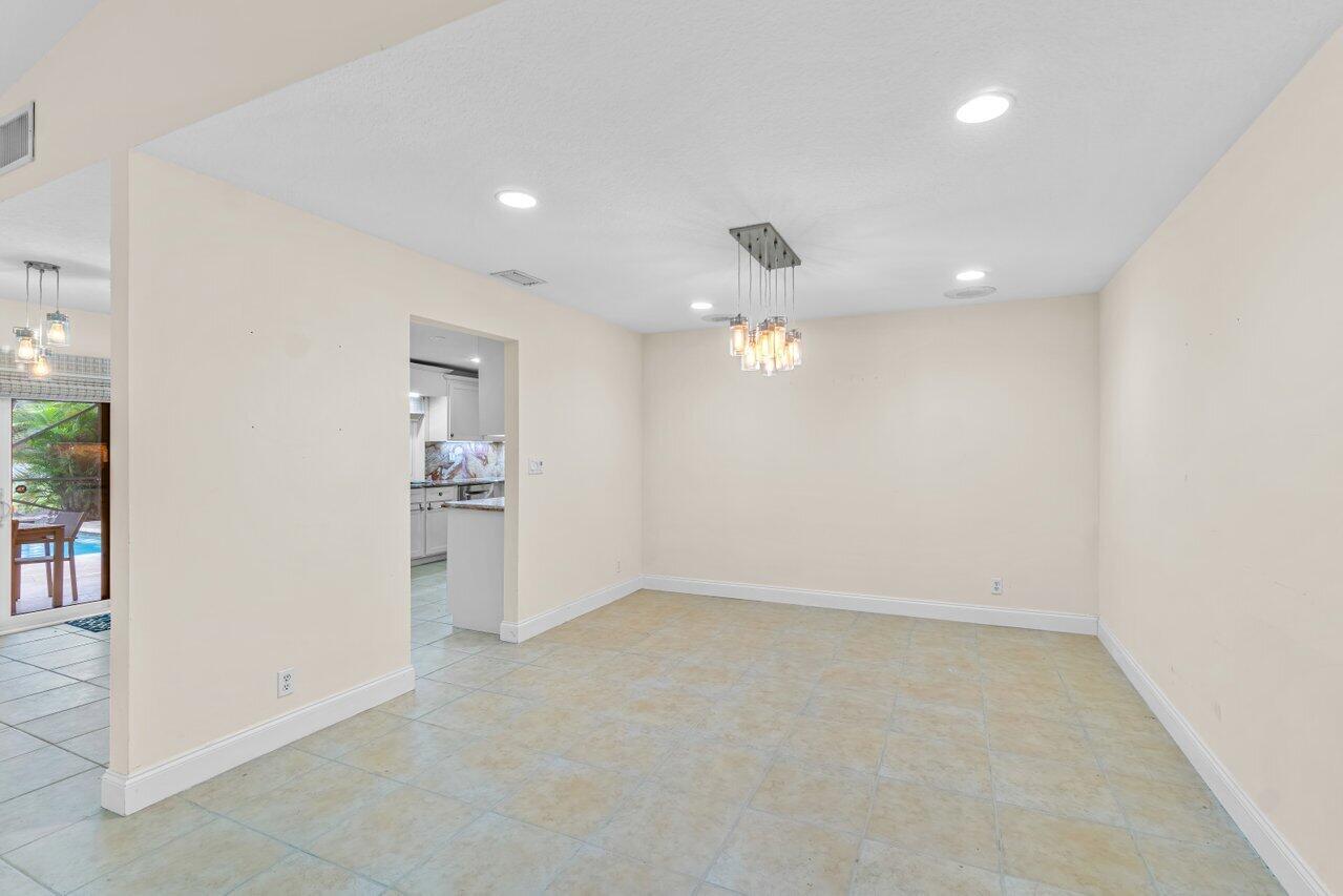 10294 Crosswind Road Boca Raton, FL 33498 - Photo 14 of 34 DIning Room