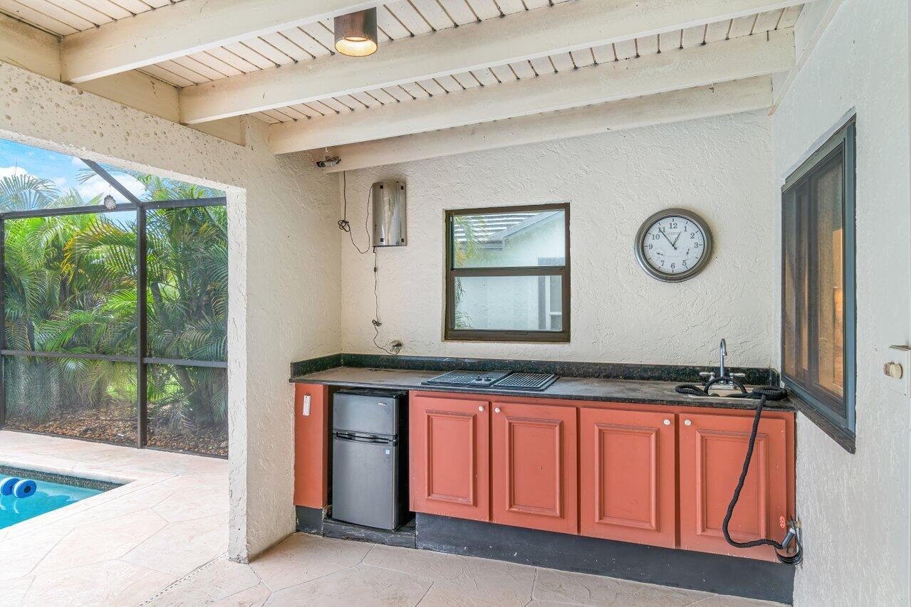 10294 Crosswind Road Boca Raton, FL 33498 - Photo 28 of 34 Outdoor Kitchen