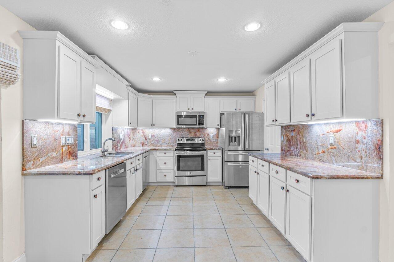 10294 Crosswind Road Boca Raton, FL 33498 - Photo 8 of 34 Kitchen 1