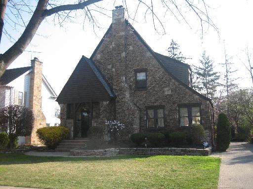 621 Elmore Street Park Ridge, IL 60068 - Photo 1 of 16