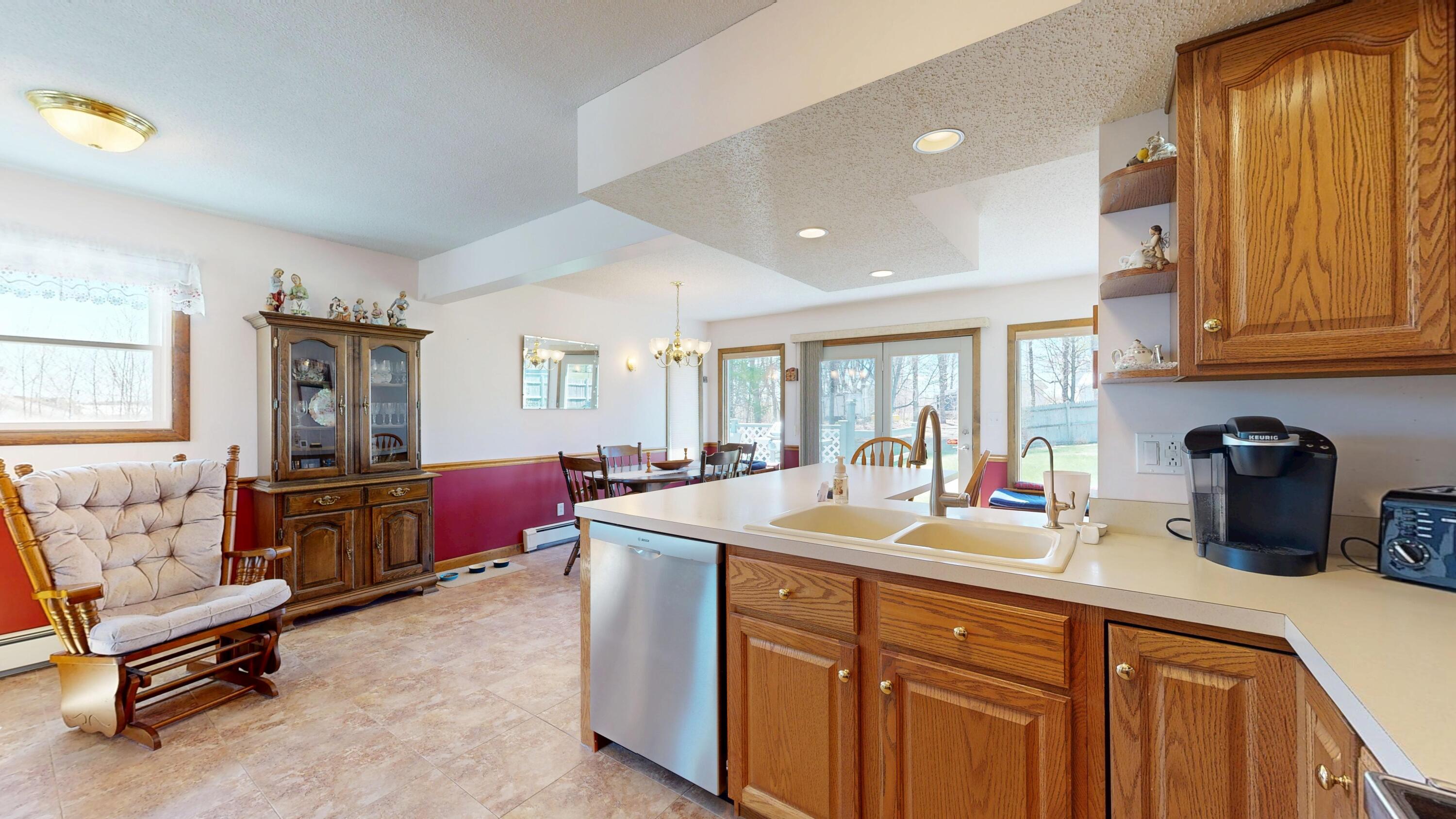 362 Crowley Road Sabattus, ME 04280 - Photo 13 of 50 Kitchen