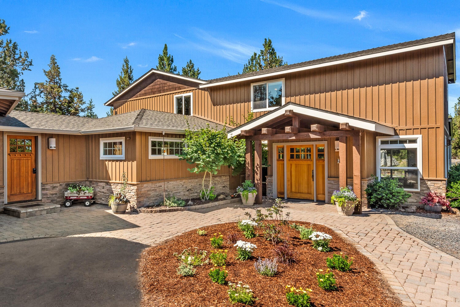 62995 Dickey Road Bend, OR 97701 - Photo 46 of 52 OReilly_20240711_2_92177_b_Crop_72ppi